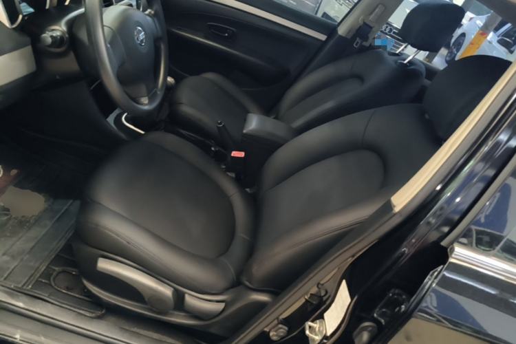 Used Nissan Sylphy 2016 Classic 1.6XE Manual Leading Edition Left Front Seat