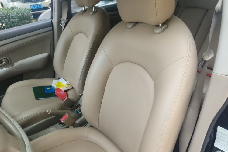 Used Nissan Sylphy 2016 Classic 1.6XE Automatic Comfort Edition Left Front Seat