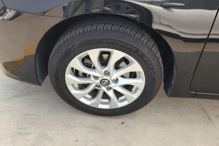 Used Nissan Sylphy 2016 1.6XV CVT Smart Enjoyment Version Left Front Wheel Hub