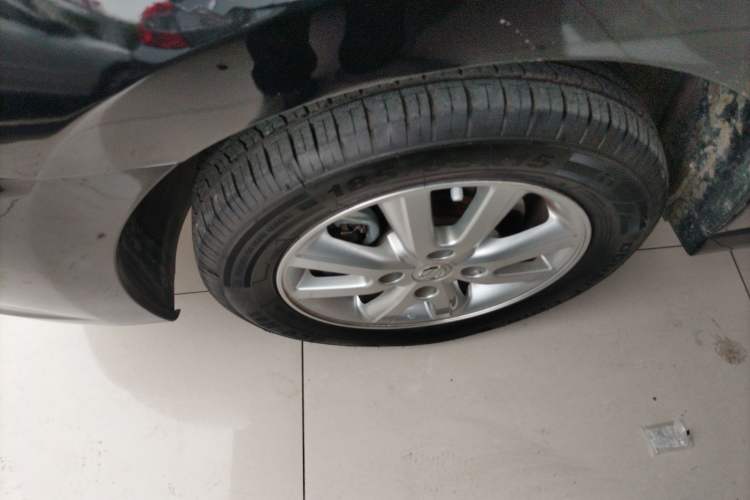 Used Nissan Sylphy 2016 Classic 1.6XE Automatic Leading Edition Left Front Wheel Hub