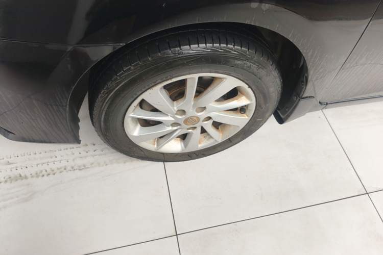 Used Nissan Sylphy 2016 1.6 XL CVT Luxury Edition Left Front Wheel Hub