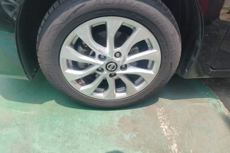 Used Nissan Sylphy 2016 1.6XV CVT Smart Enjoyment Version Left Front Wheel Hub