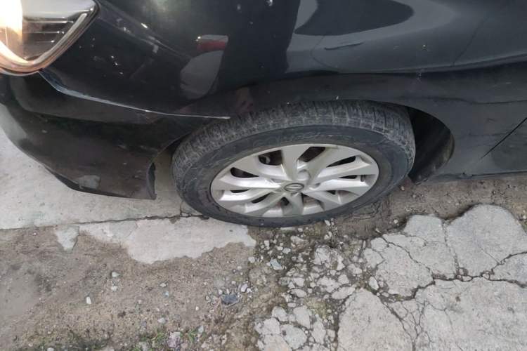 Used Nissan Sylphy 2016 1.6 XL CVT Deluxe Edition Left Front Wheel Hub