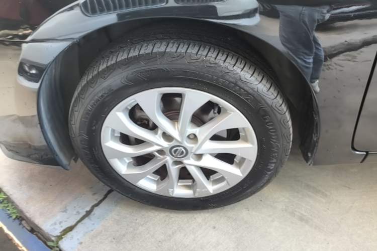 Used Nissan Sylphy 2016 1.6 XL CVT Luxury Edition Left Front Wheel Hub