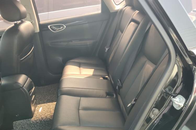 Used Nissan Sylphy 2016 1.6XV CVT Smart Enjoyment Version Left Rear Seat