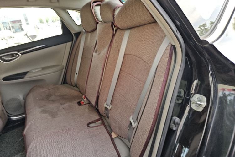 Used Nissan Sylphy 2016 1.6 XL CVT Luxury Edition Left Rear Seat