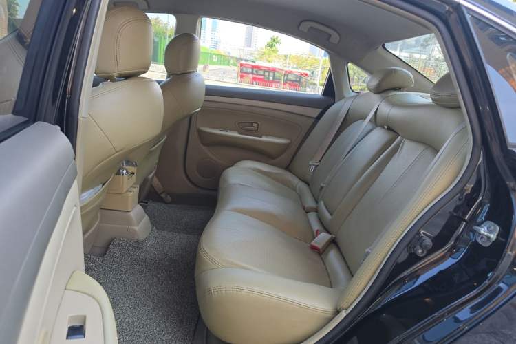 Used Nissan Sylphy 2016 Classic 1.6XE Automatic Comfort Edition Left Rear Seat