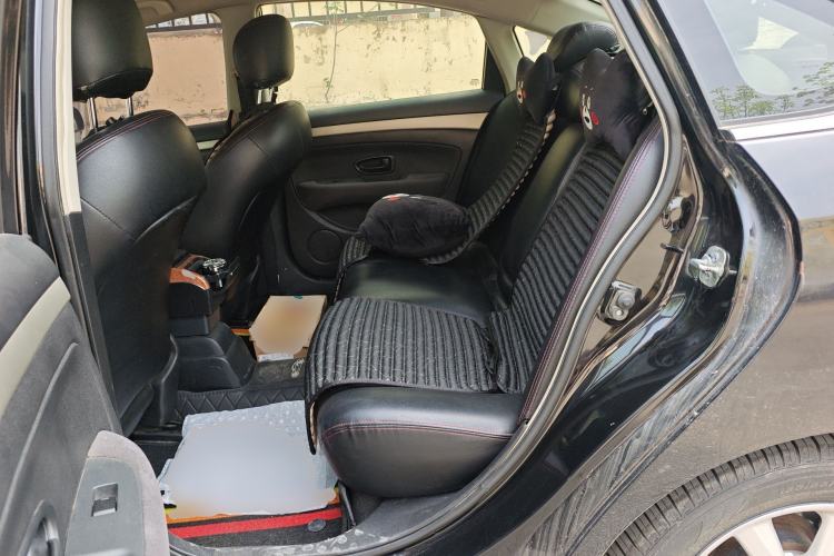Used Nissan Sylphy 2016 Classic 1.6XE Automatic Leading Edition Left Rear Seat