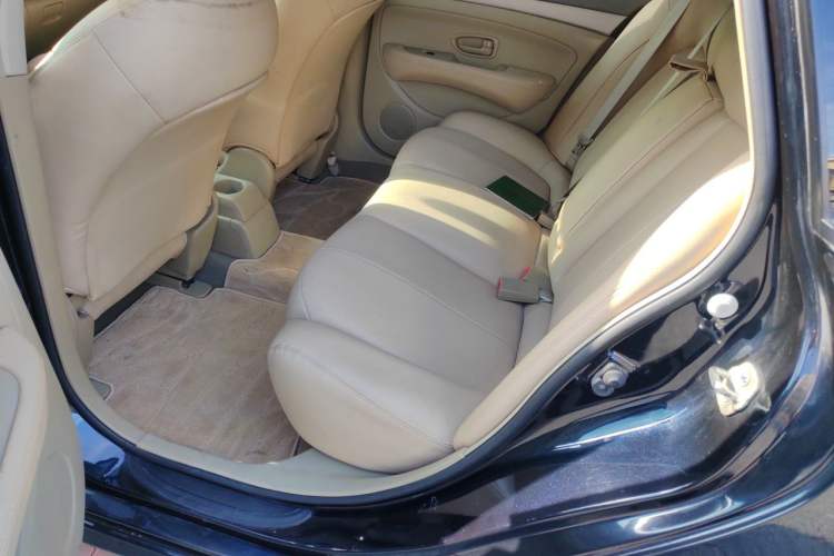 Used Nissan Sylphy 2016 Classic 1.6XE Automatic Comfort Edition Left Rear Seat