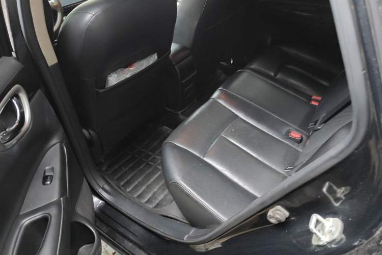 Used Nissan Sylphy 2016 1.6XV CVT Smart Enjoyment Version Left Rear Seat