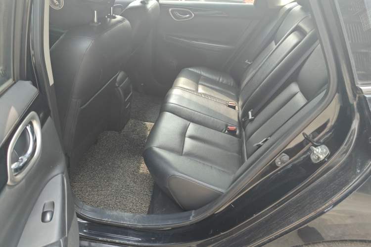 Used Nissan Sylphy 2016 1.6 XL Manual Luxury Edition Left Rear Seat