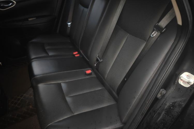 Used Nissan Sylphy 2016 1.6XV CVT Smart Enjoyment Version Left Rear Seat