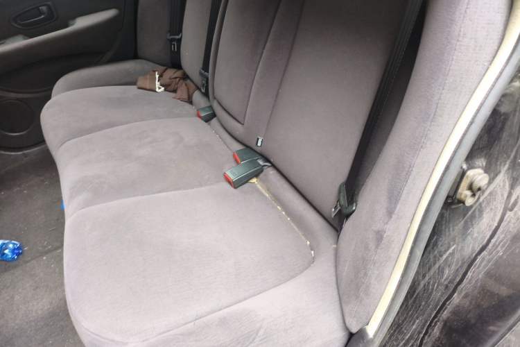 Used Nissan Sylphy 2016 Classic 1.6XE Automatic Comfort Edition Left Rear Seat