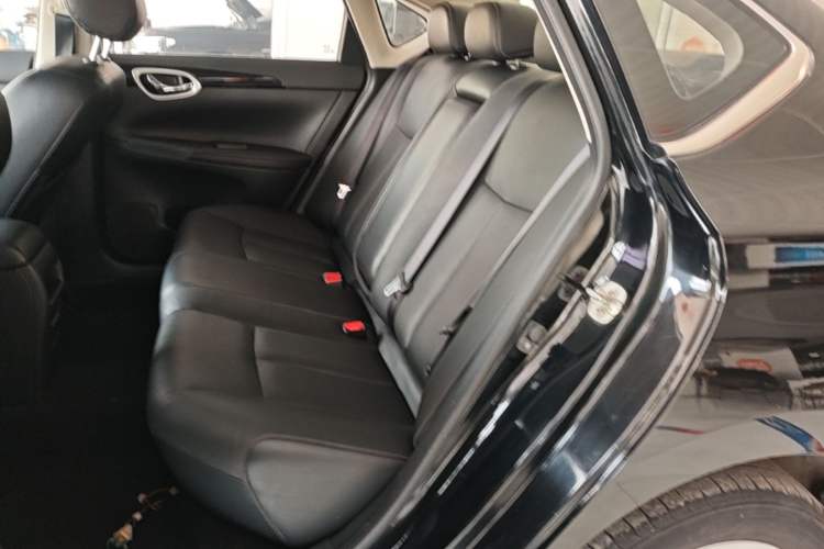 Used Nissan Sylphy 2016 1.6 XL Manual Luxury Edition Left Rear Seat