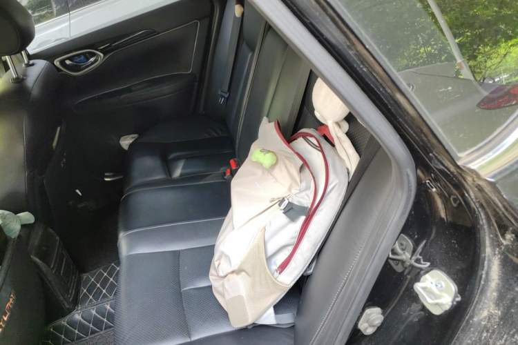 Used Nissan Sylphy 2016 1.6 XL CVT Deluxe Edition Left Rear Seat