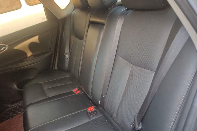 Used Nissan Sylphy 2016 1.6 XL CVT Luxury Edition Left Rear Seat