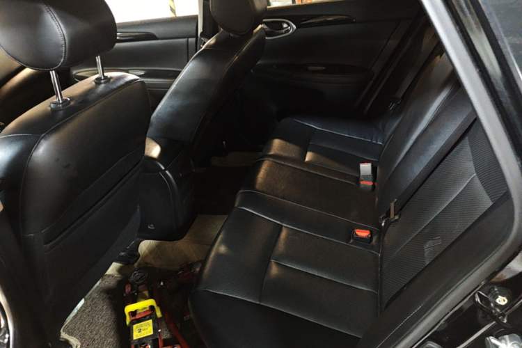 Used Nissan Sylphy 2016 1.6XV CVT Smart Enjoyment Version Left Rear Seat