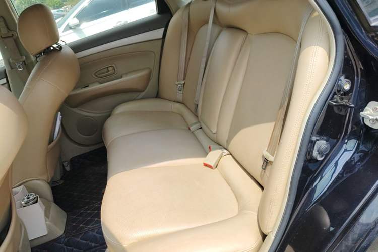 Used Nissan Sylphy 2016 Classic 1.6XE Automatic Comfort Edition Left Rear Seat