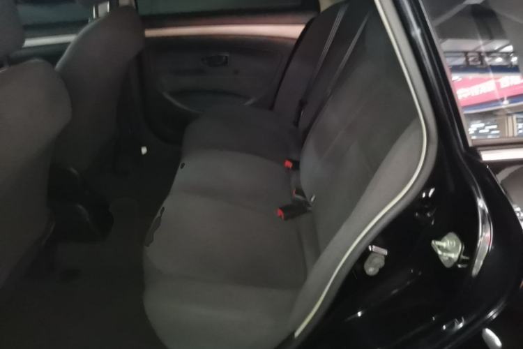 Used Nissan Sylphy 2016 Classic 1.6XE Manual Comfort Edition Left Rear Seat