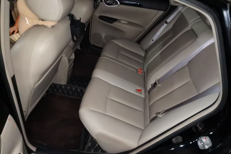 Used Nissan Sylphy 2016 1.6XV CVT Smart Enjoyment Version Left Rear Seat