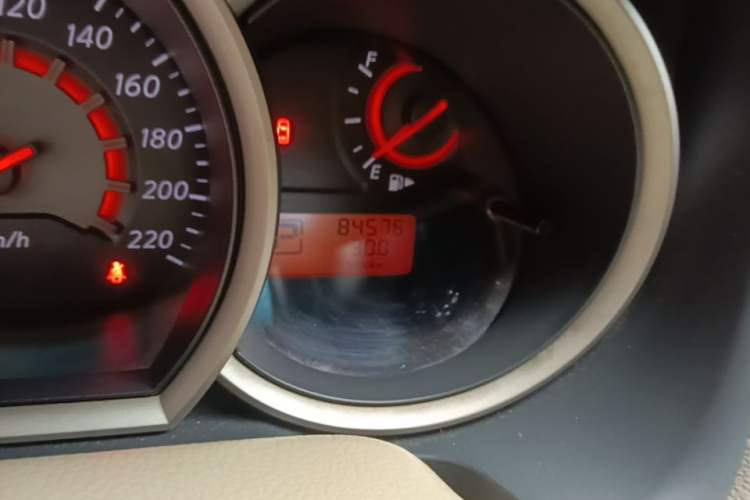 Used Nissan Sylphy 2016 Classic 1.6XE Automatic Leading Edition Odometer Close Up