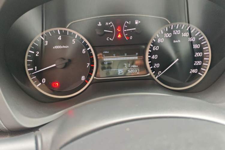 Used Nissan Sylphy 2016 1.6XV CVT Smart Enjoyment Version Odometer Close Up