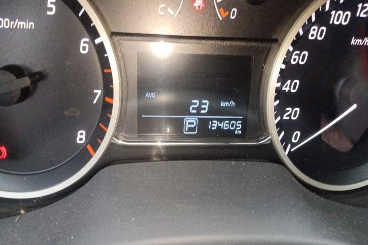 Used Nissan Sylphy 2016 1.6 XL CVT Luxury Edition Odometer Close Up
