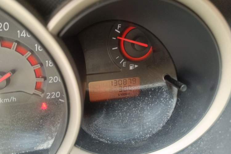 Used Nissan Sylphy 2016 Classic 1.6XE Manual Comfort Edition Odometer Close Up