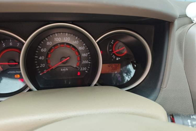 Used Nissan Sylphy 2016 1.6XE Manual Comfort Edition Odometer Close Up