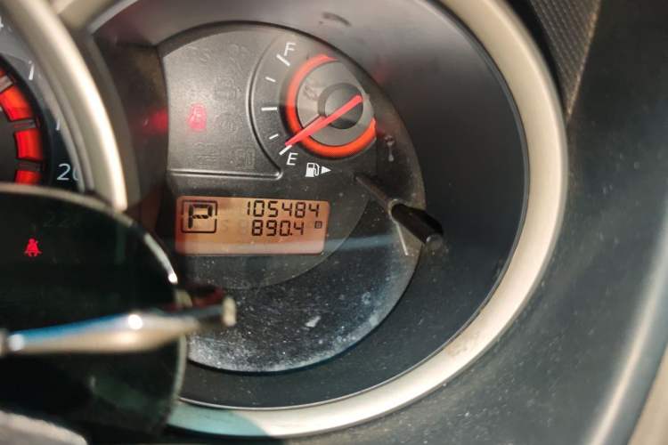 Used Nissan Sylphy 2016 Classic 1.6XE Automatic Comfort Edition Odometer Close Up