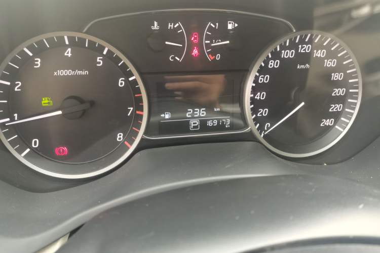 Used Nissan Sylphy 2016 1.6 XL CVT Deluxe Edition Odometer Close Up