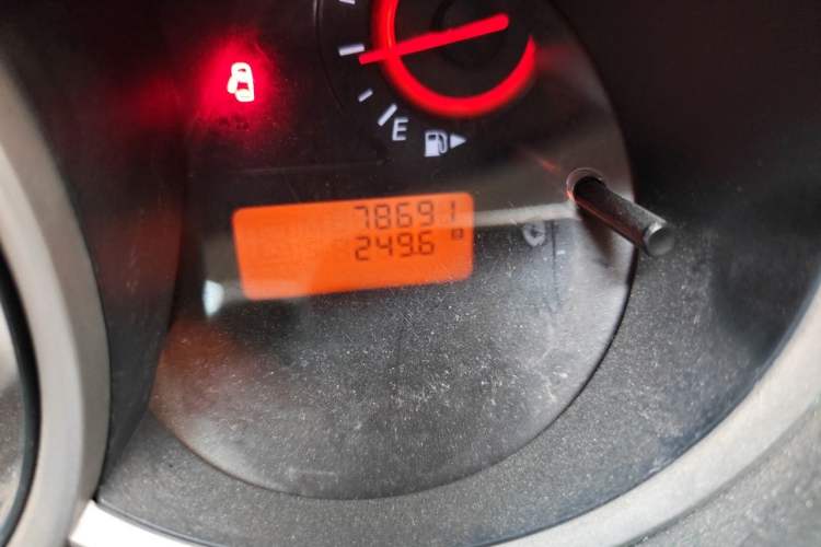 Used Nissan Sylphy 2016 Classic 1.6XE Manual Leading Edition Odometer Close Up