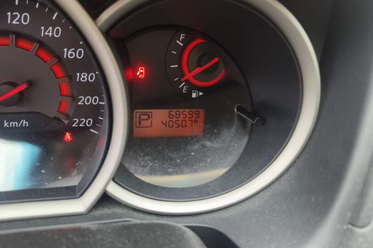Used Nissan Sylphy 2016 Classic 1.6XE Automatic Leading Edition Odometer Close Up