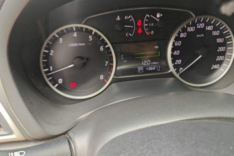 Used Nissan Sylphy 2016 1.6 XL CVT Luxury Edition Odometer Close Up
