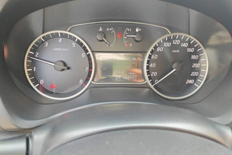 Used Nissan Sylphy 2016 1.6 XL CVT Luxury Edition Odometer Close Up