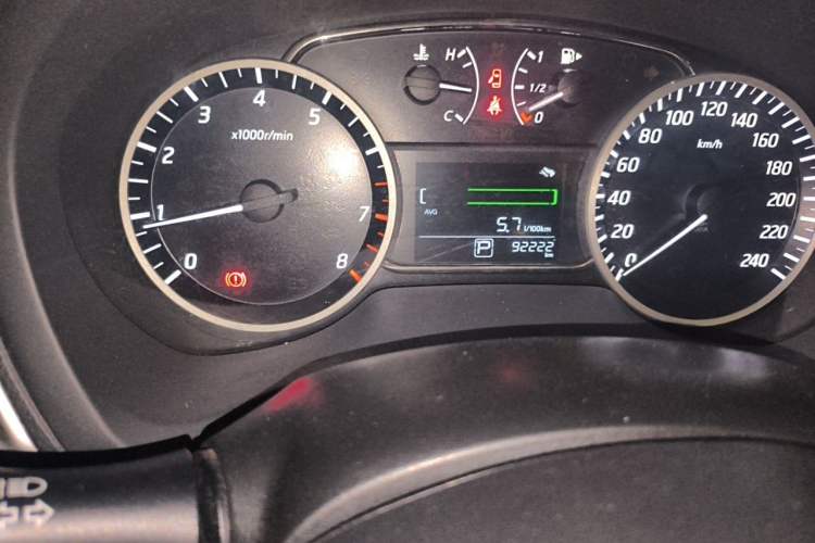 Used Nissan Sylphy 2016 1.6 XL CVT Luxury Edition Odometer Close Up