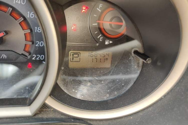 Used Nissan Sylphy 2016 1.6XE CVT Comfort Edition Odometer Close Up