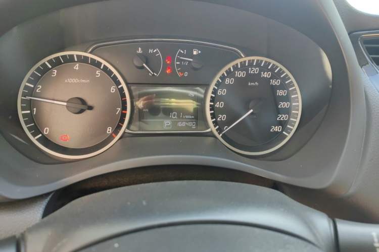 Used Nissan Sylphy 2016 1.6 XL CVT Luxury Edition Odometer Close Up