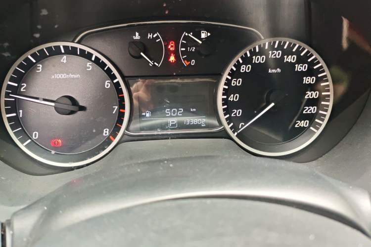 Used Nissan Sylphy 2016 1.6 XL CVT Luxury Edition Odometer Close Up