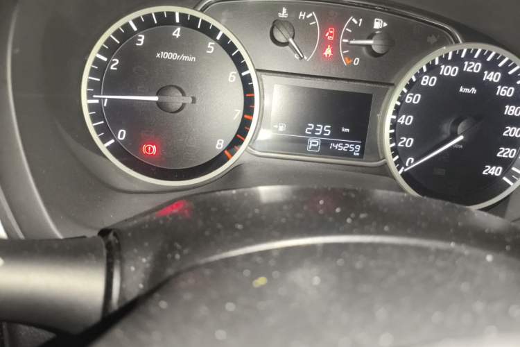 Used Nissan Sylphy 2016 1.6 XL CVT Deluxe Edition Odometer Close Up