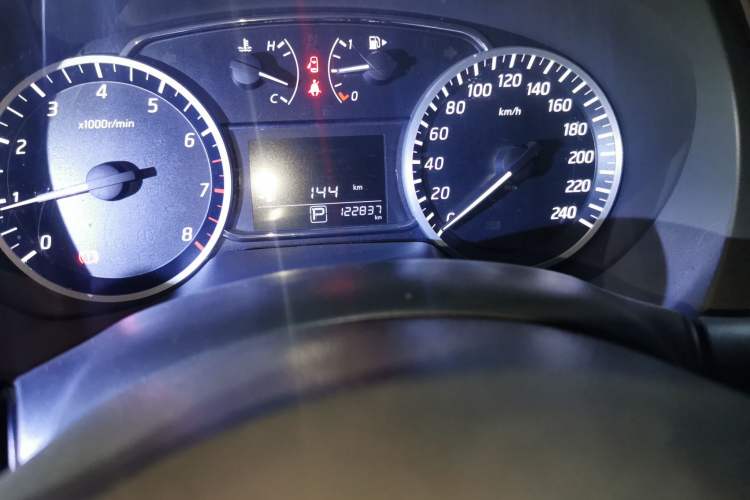 Used Nissan Sylphy 2016 1.6 XL CVT Deluxe Edition Odometer Close Up