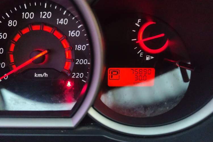 Used Nissan Sylphy 2016 Classic 1.6XE Automatic Leading Edition Odometer Close Up