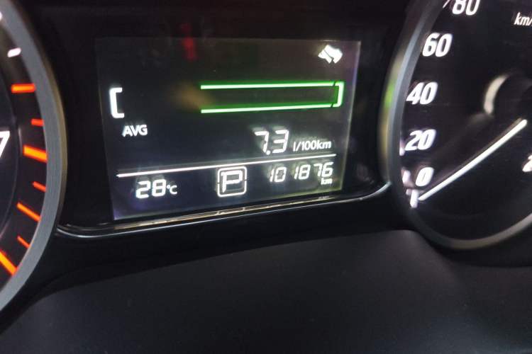 Used Nissan Sylphy 2016 1.8XV CVT Prestige Edition Odometer Close Up