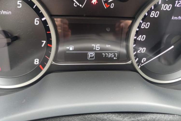 Used Nissan Sylphy 2016 1.6 XL CVT Luxury Edition Odometer Close Up