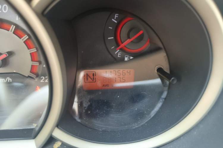Used Nissan Sylphy 2016 Classic 1.6XE Automatic Comfort Edition Odometer Close Up