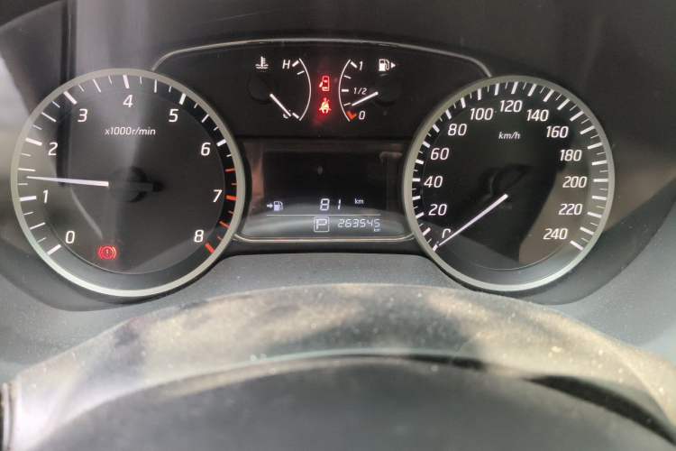 Used Nissan Sylphy 2016 1.6XV CVT Smart Enjoyment Version Odometer Close Up