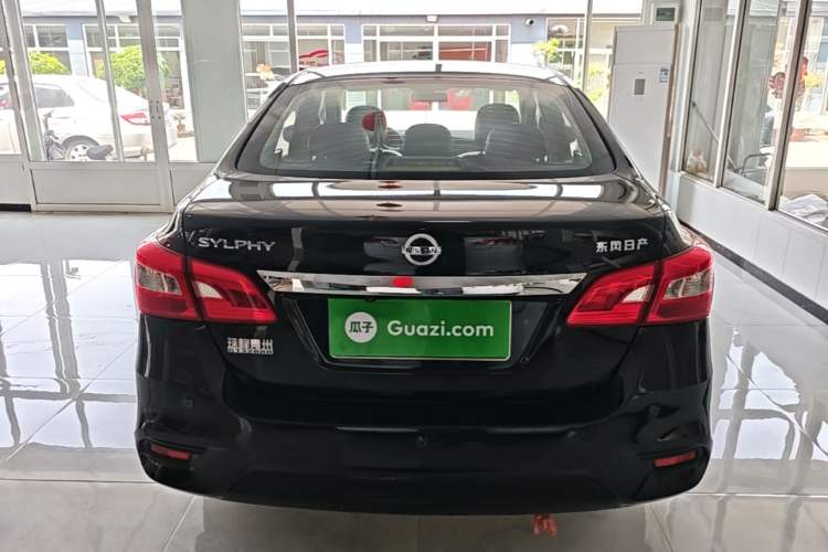 Used Nissan Sylphy 2016 1.6 XL Manual Luxury Edition Rear