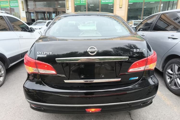 Used Nissan Sylphy 2016 Classic 1.6XE Manual Leading Edition Rear