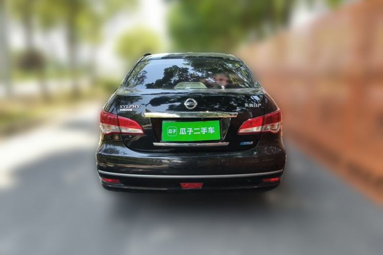 Used Nissan Sylphy 2016 Classic 1.6XE Manual Leading Edition Rear