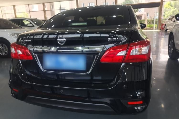 Used Nissan Sylphy 2016 1.6 XL Manual Luxury Edition Rear